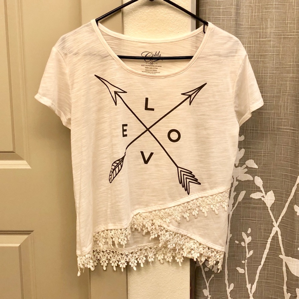 Cold Rush Love Arrow Tee with Crochete Hemline